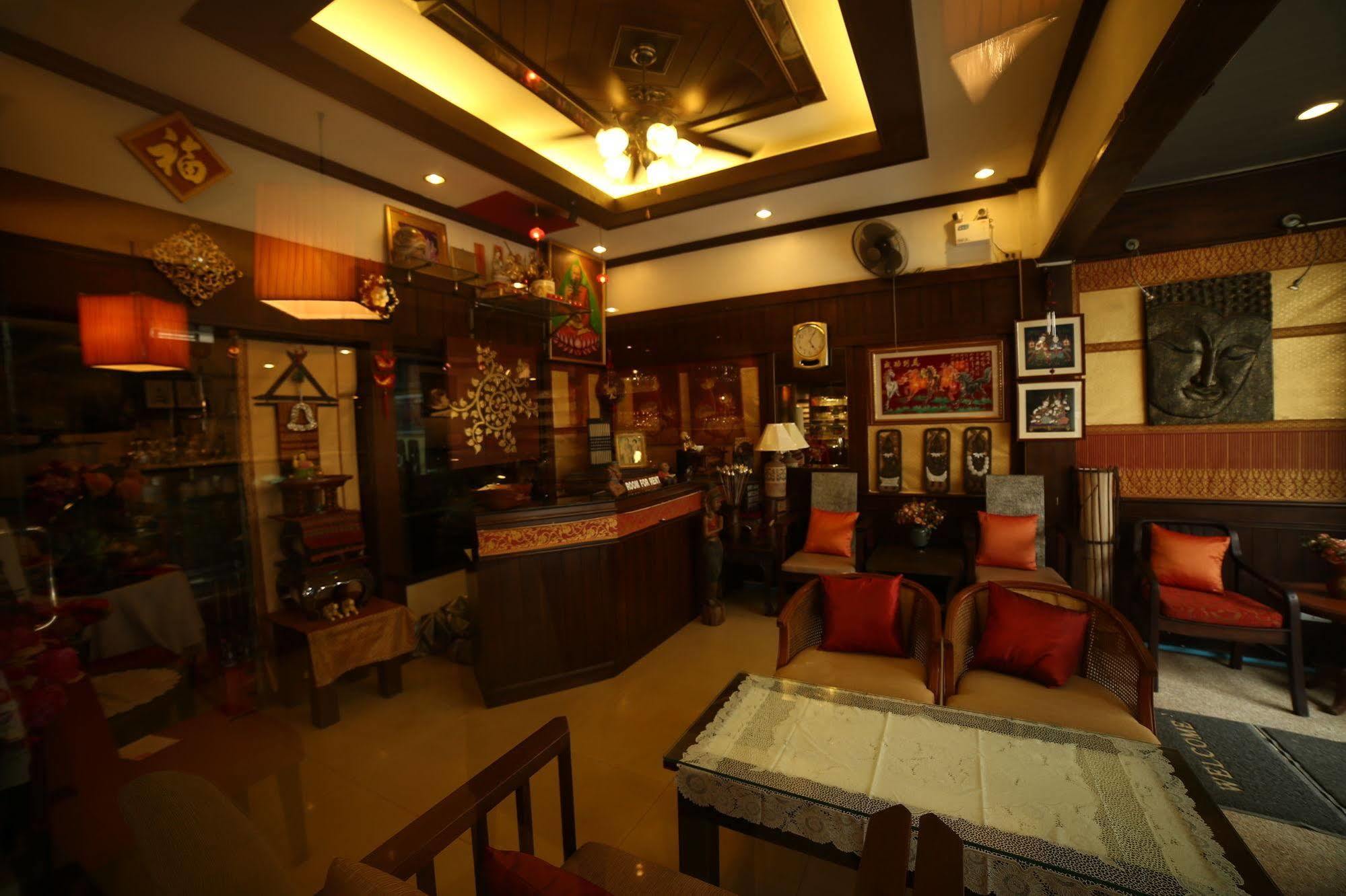 Pro Andaman Place Karon Bagian luar foto